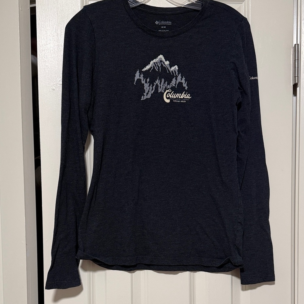 Columbia Dark Grey Long Sleeve with Mountain Design